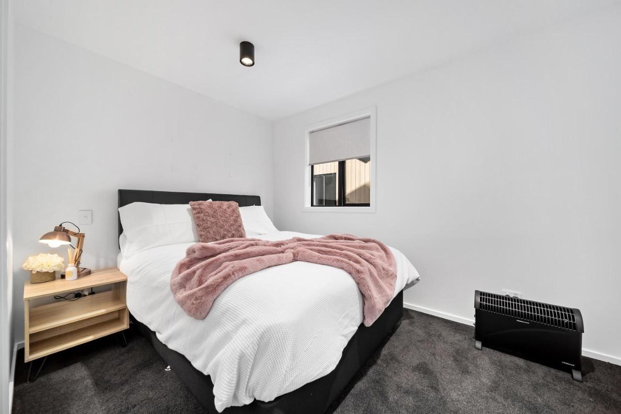 2 Bed 2 Bathroom Brand New Paradise 8 Mins To Cbd Κουίνσταουν Εξωτερικό φωτογραφία